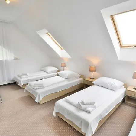 民宿 4you 什切青